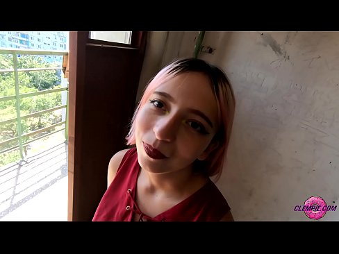 ❤️ Študentka zmyselne fajčí cudzinca vo vnútrozemí - strieka mu na tvár ❤️ Porno fb na sk.pornokey.ru
